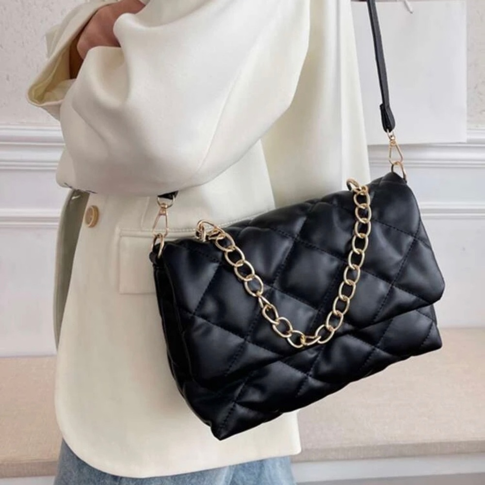 Black Quilted Shoulder bag